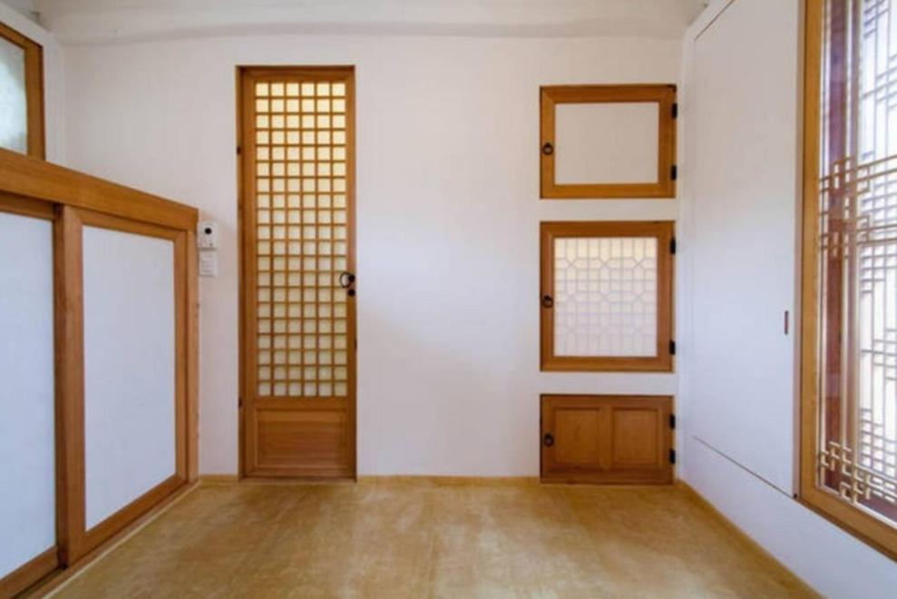Korean Traditional House Built By Masters
