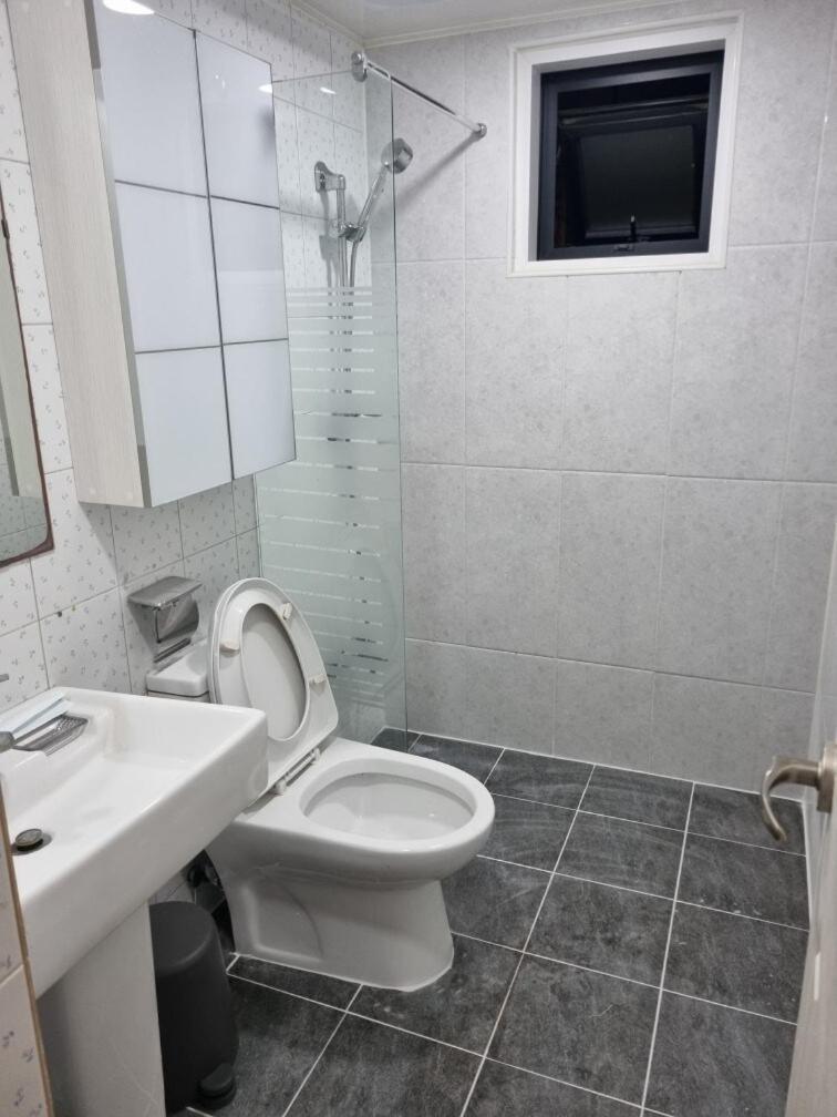 Apartment Hug3 Hapjeong Hongdae Nearby High End Seoul