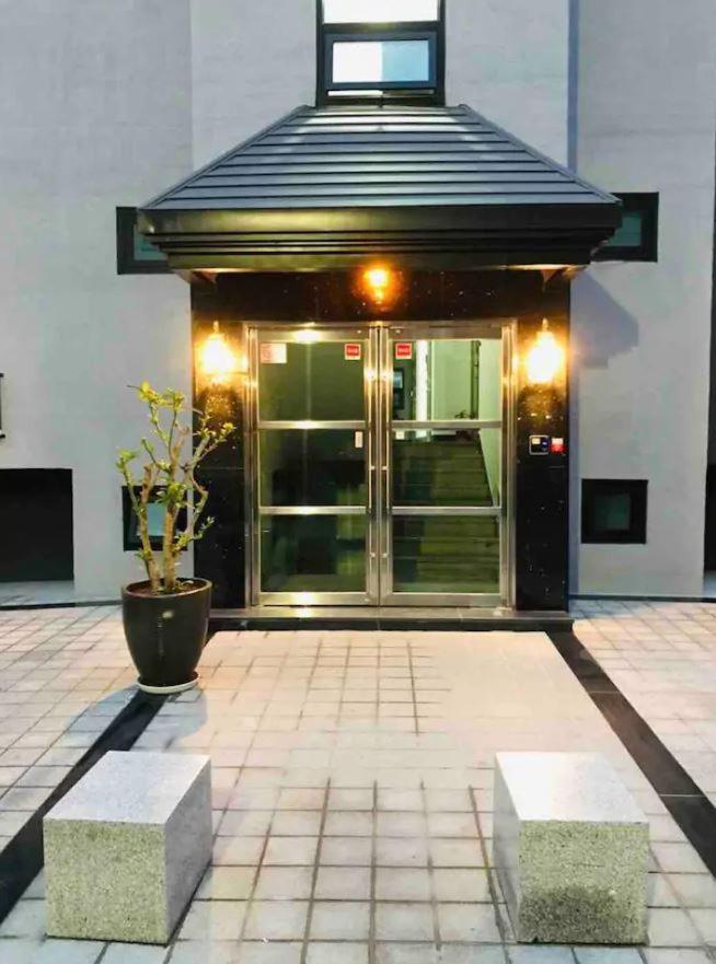 Hug1 Hapjeong Hongdae Nearby High End Apartment Seoul
