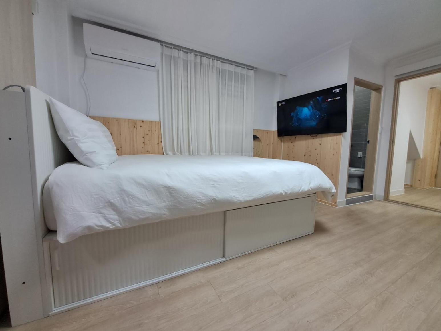 Mapo Yongsan One House Apartment *