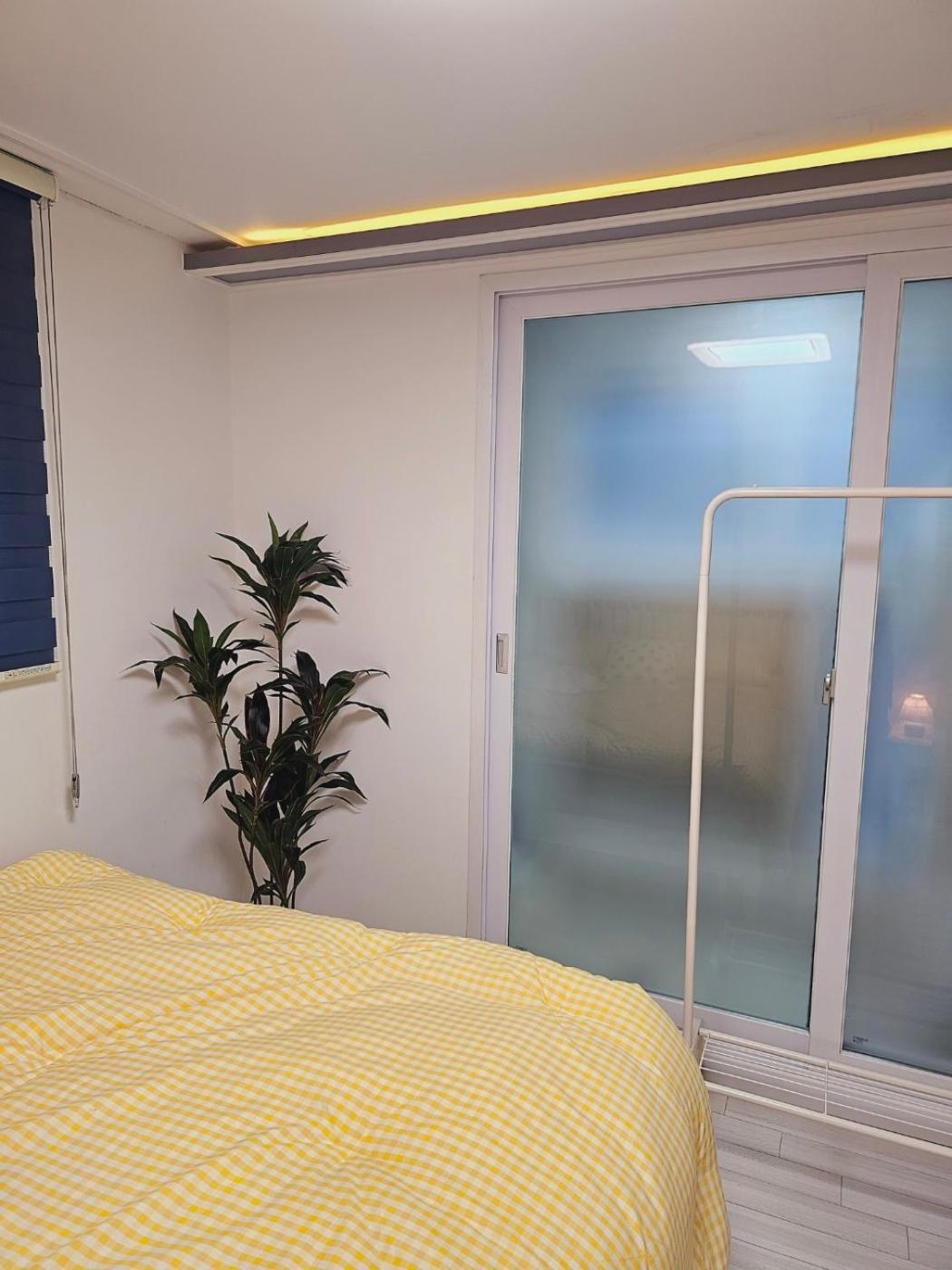 Clean And Stylish Two-room Near Hwagok Station Villa *