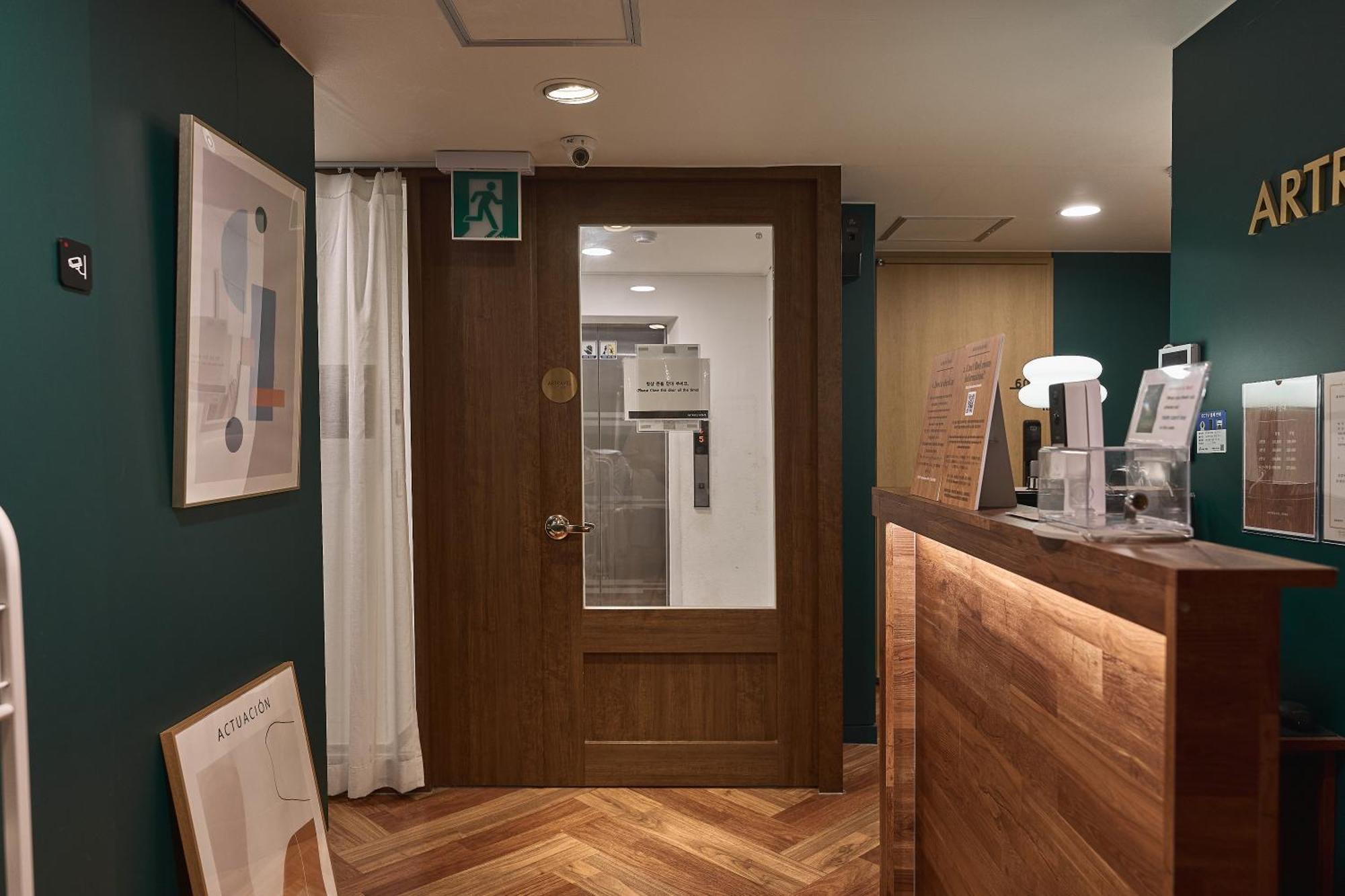 Artravel Aparthotel