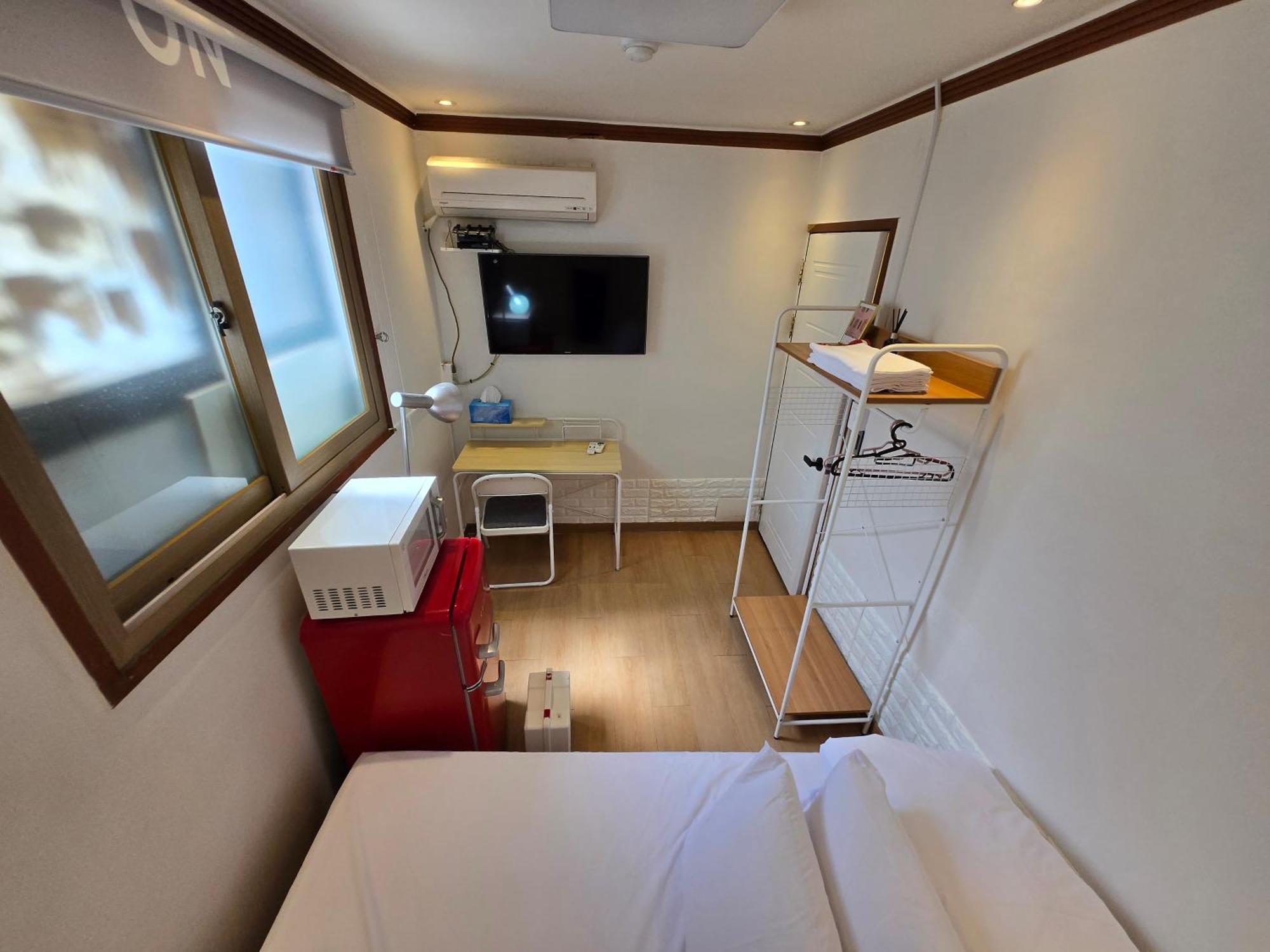 Urban Ks Hotel 2*