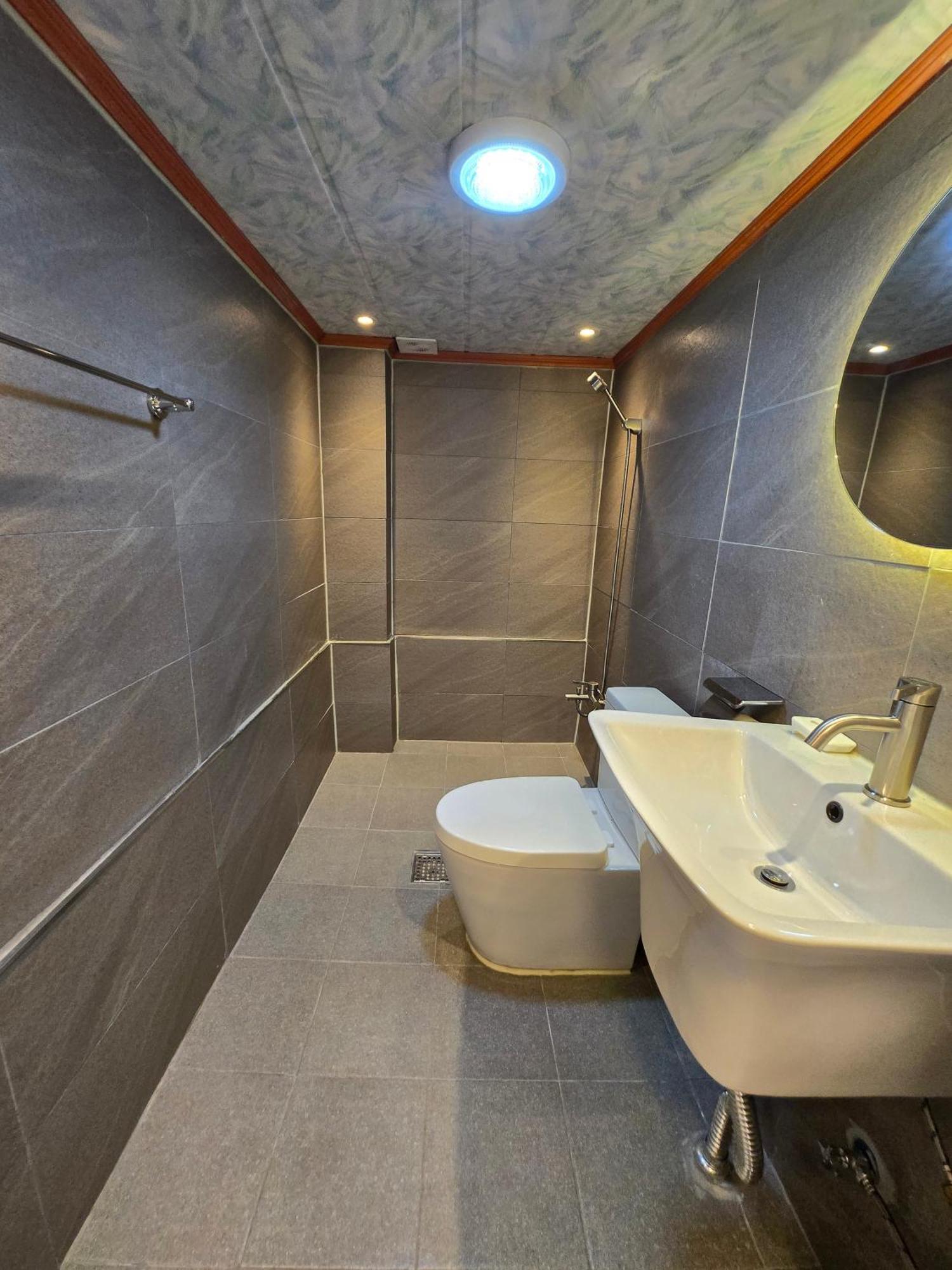 Urban Ks Hotel 2*