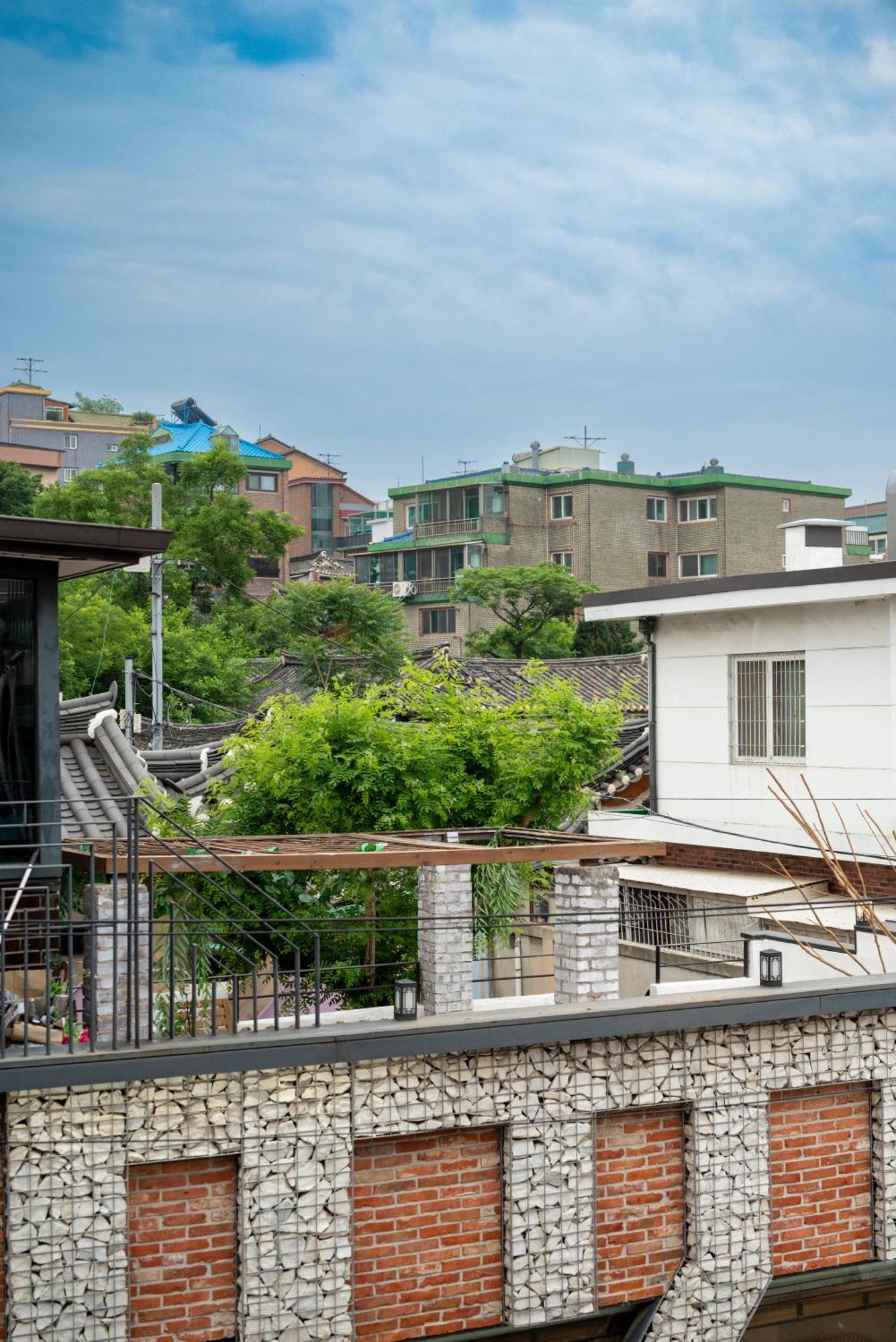 Hanyang - Foreigner Only *