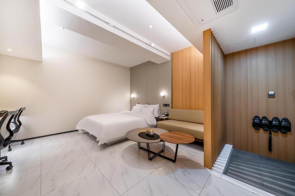 motel Jongro Hotel Laboum Seoul