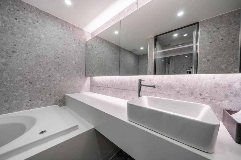 Jongro Hotel Laboum 2* Seoul