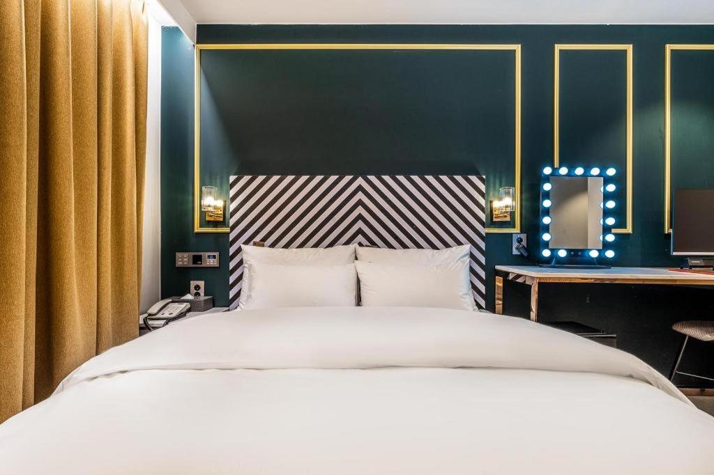 Motel Jongro Hotel Laboum