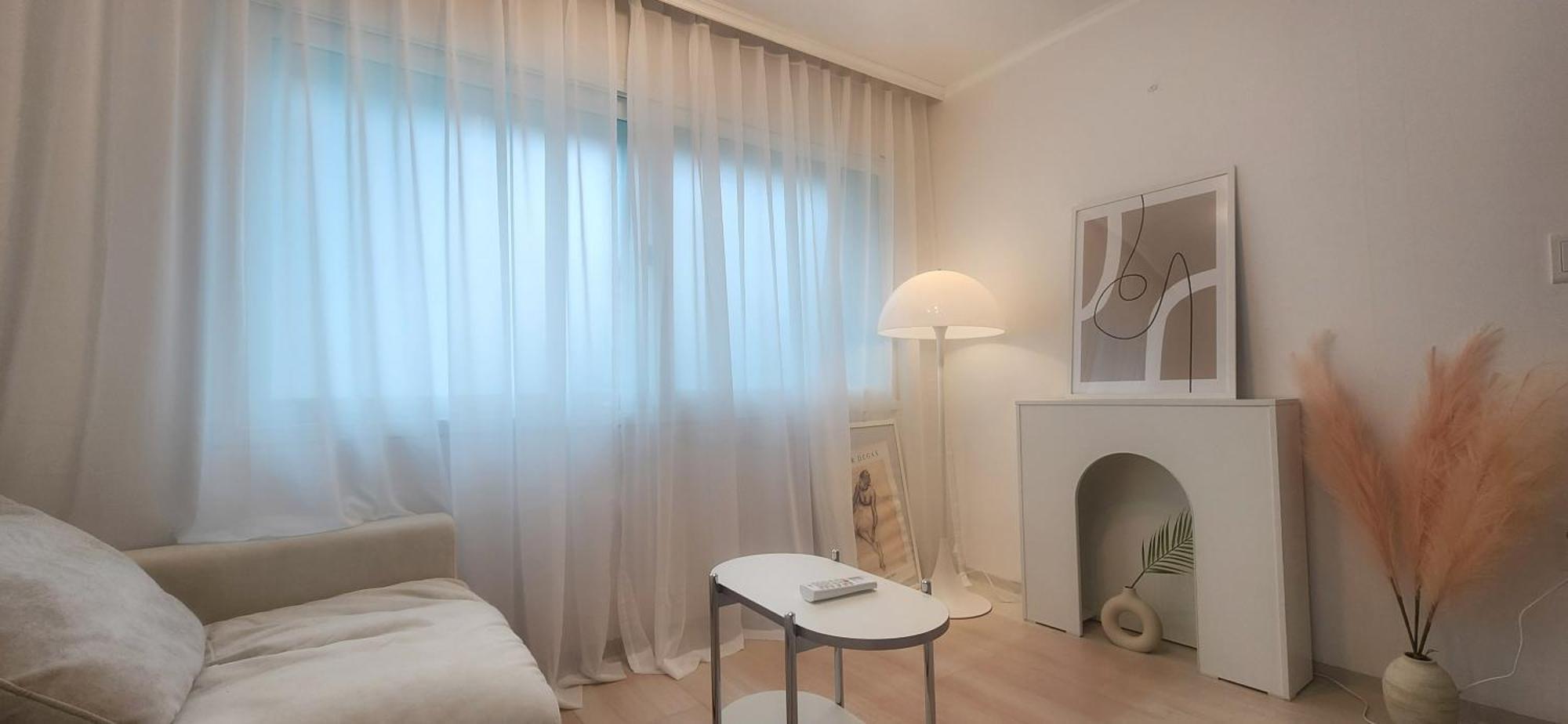 Pangsapuri K-17 White Linen House Seoul