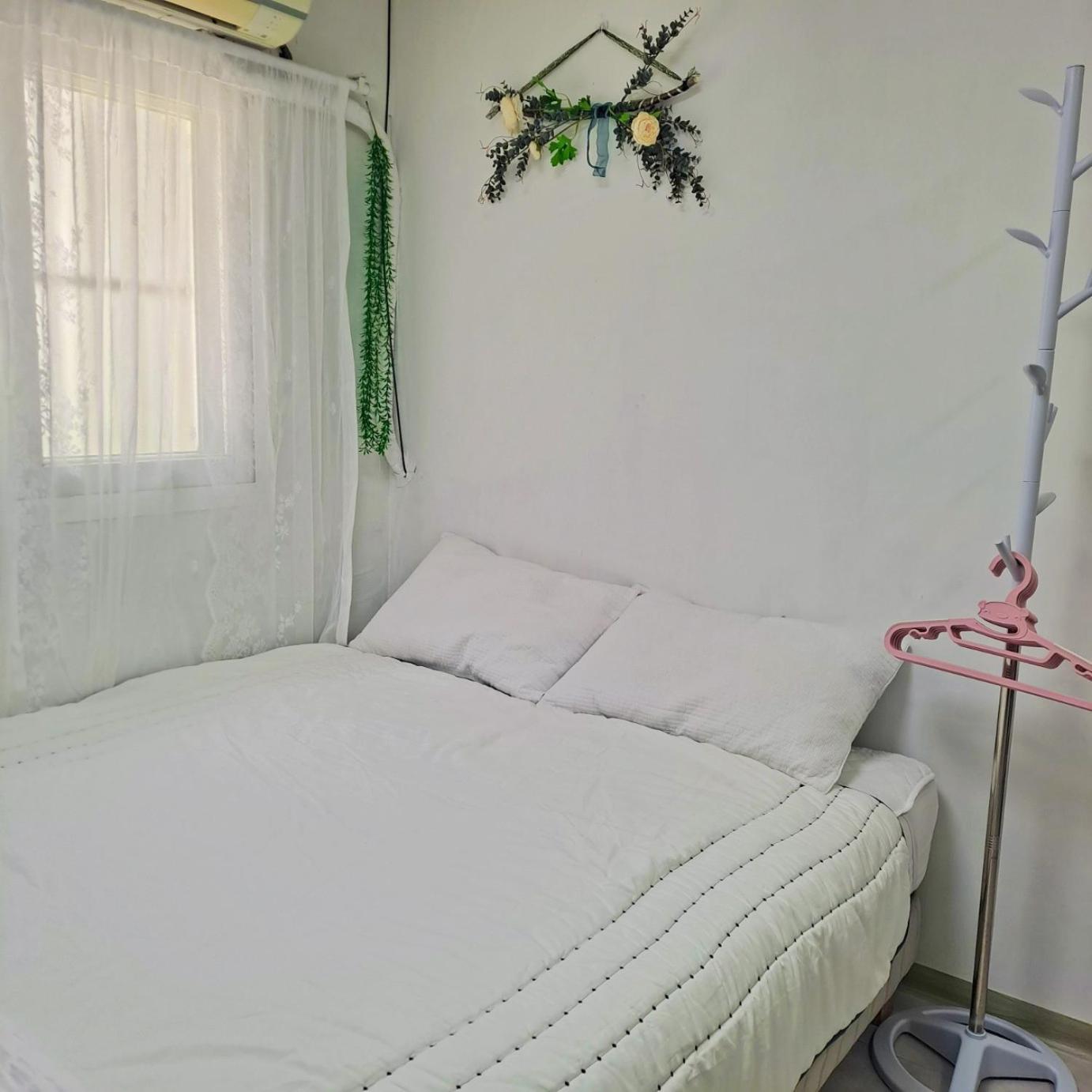Our #2 Chungmuro Station Area Housing 2-person Hanok Village Villa Seoul