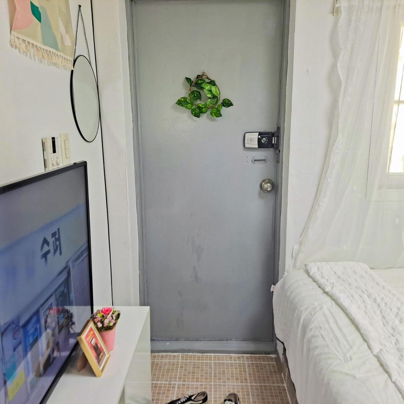 Our #2 Chungmuro Station Area Housing 2-person Hanok Village