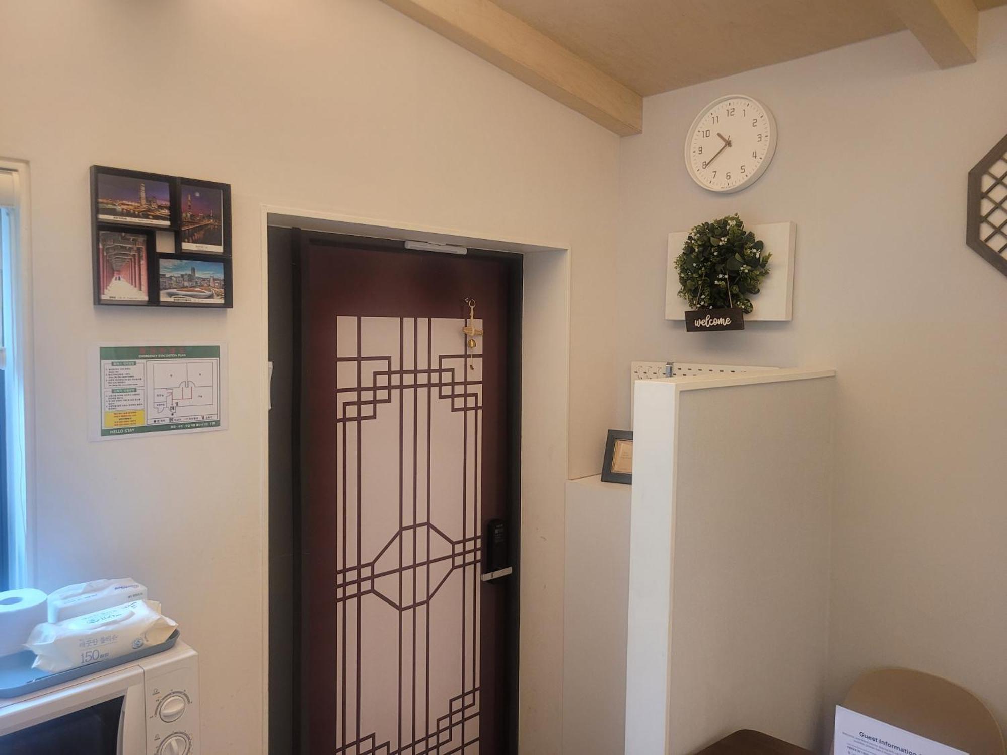 Hello & Hangang Park, 5 Min Walk From Konkuk University, Seongsu, Jayang Subway Stations Villa Seoul