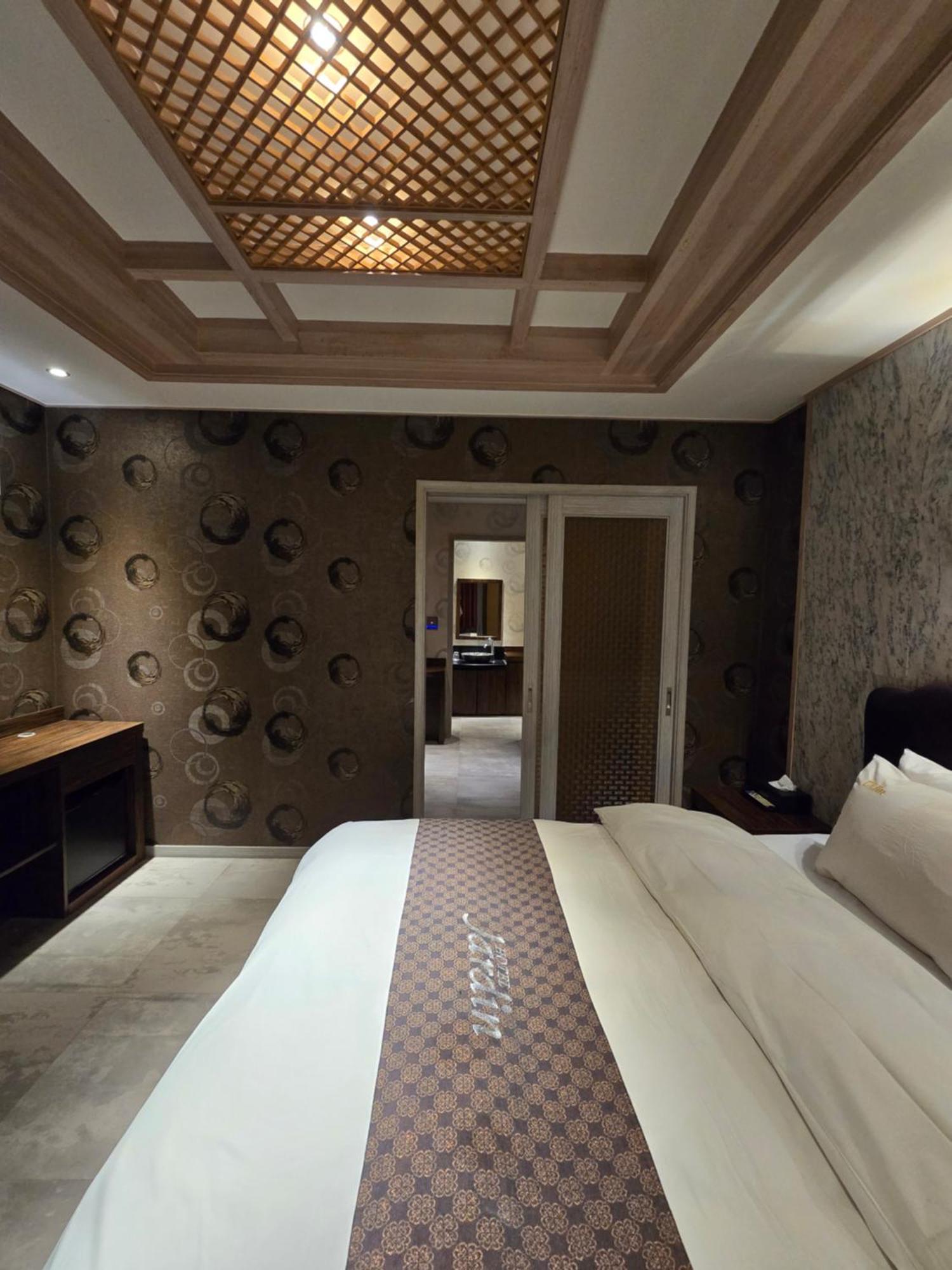 Yeongdeungpo Jardin Hotel
