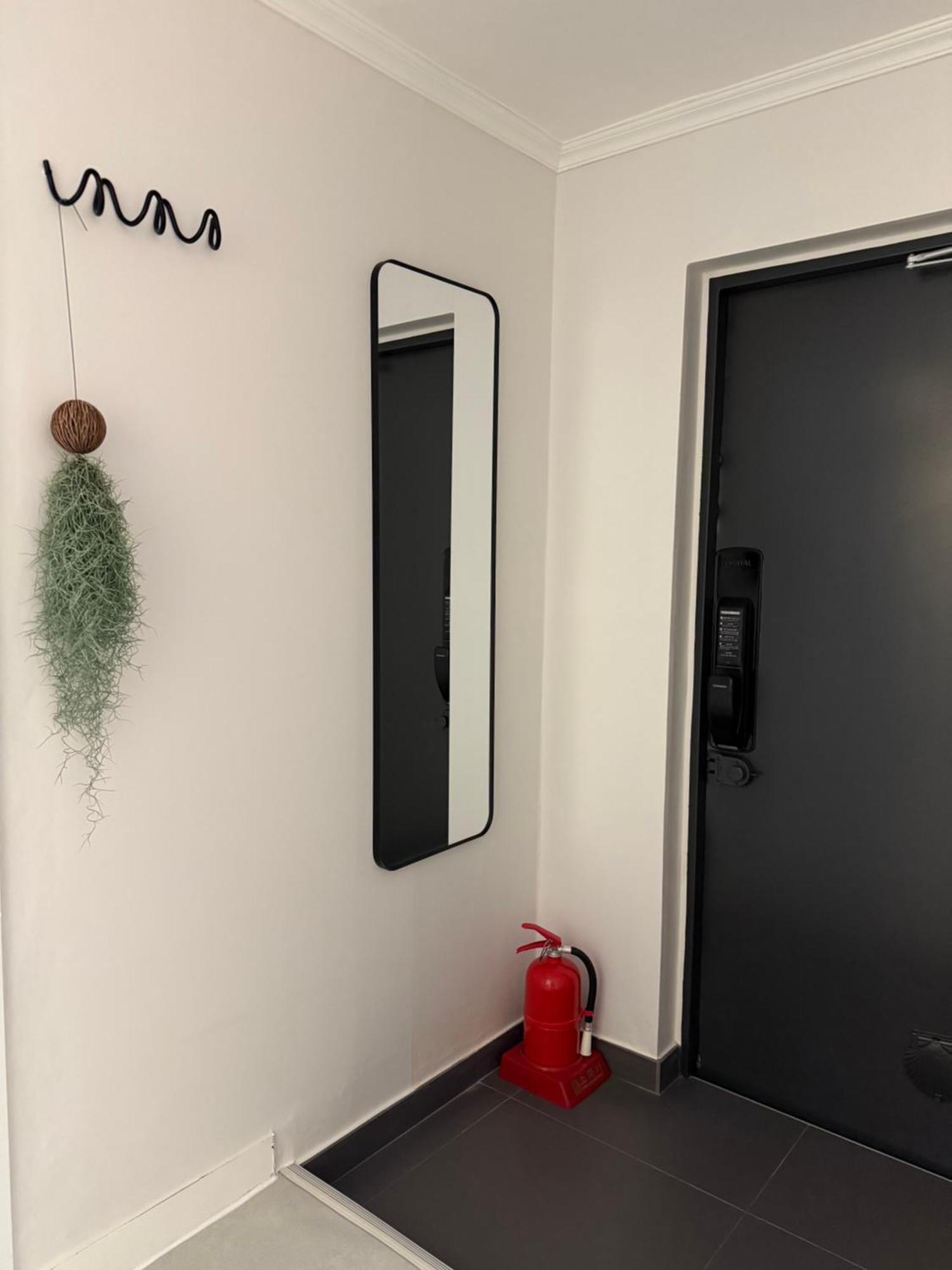 Staymuk Seochon, Center Of Vila