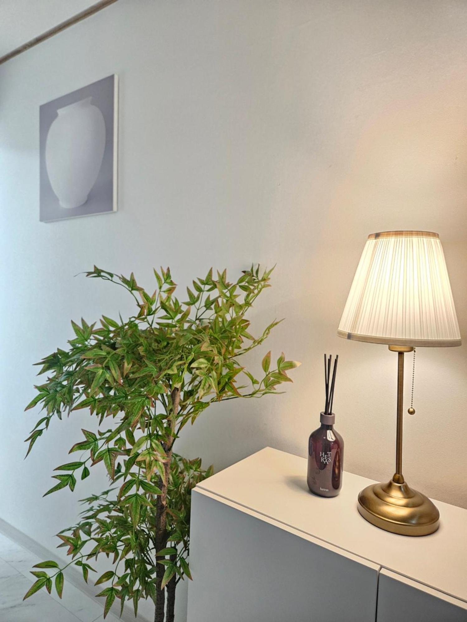 Shinhwahouse 5 Mins From Station Guest house Seoul