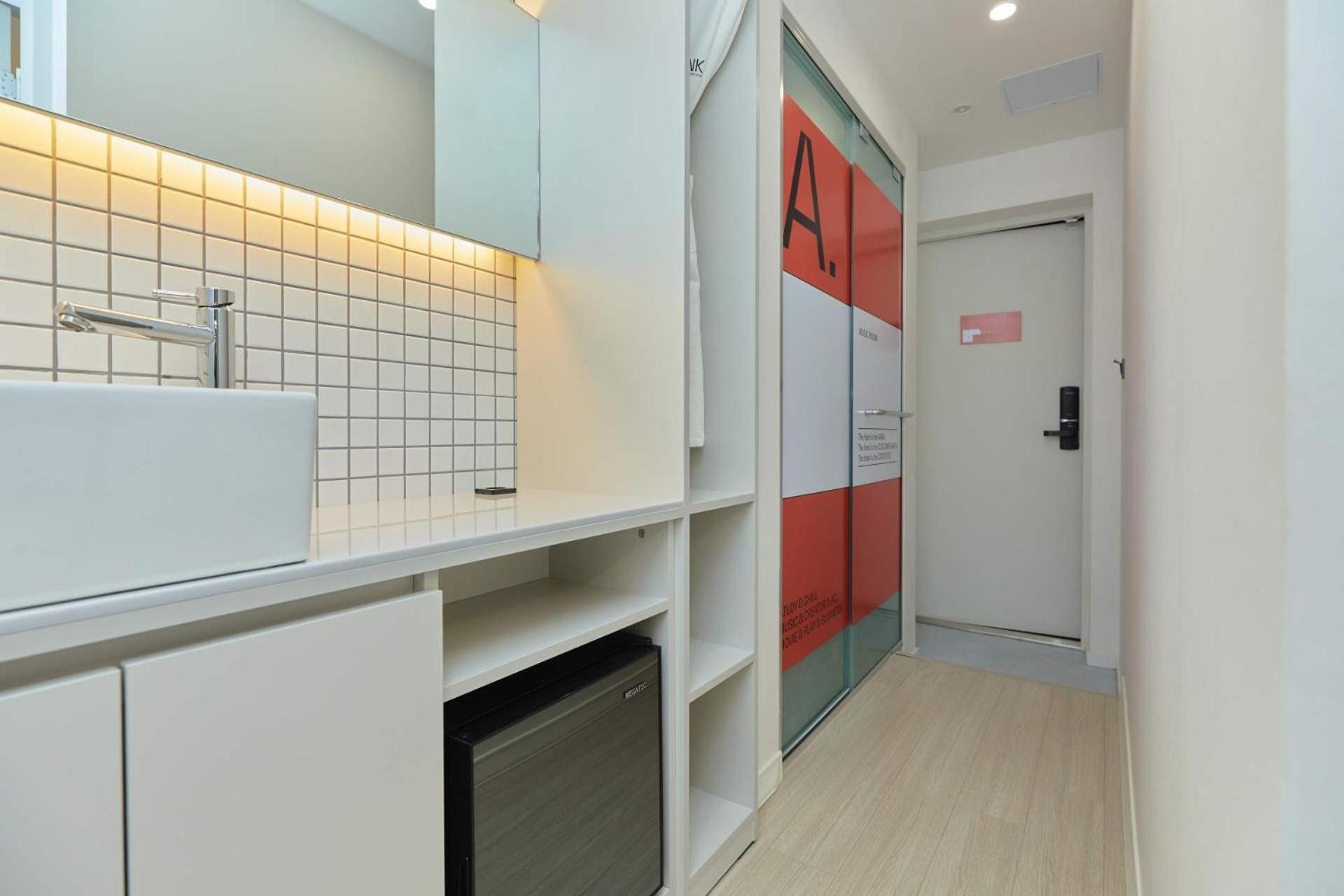 Aank Sinchon Hotel