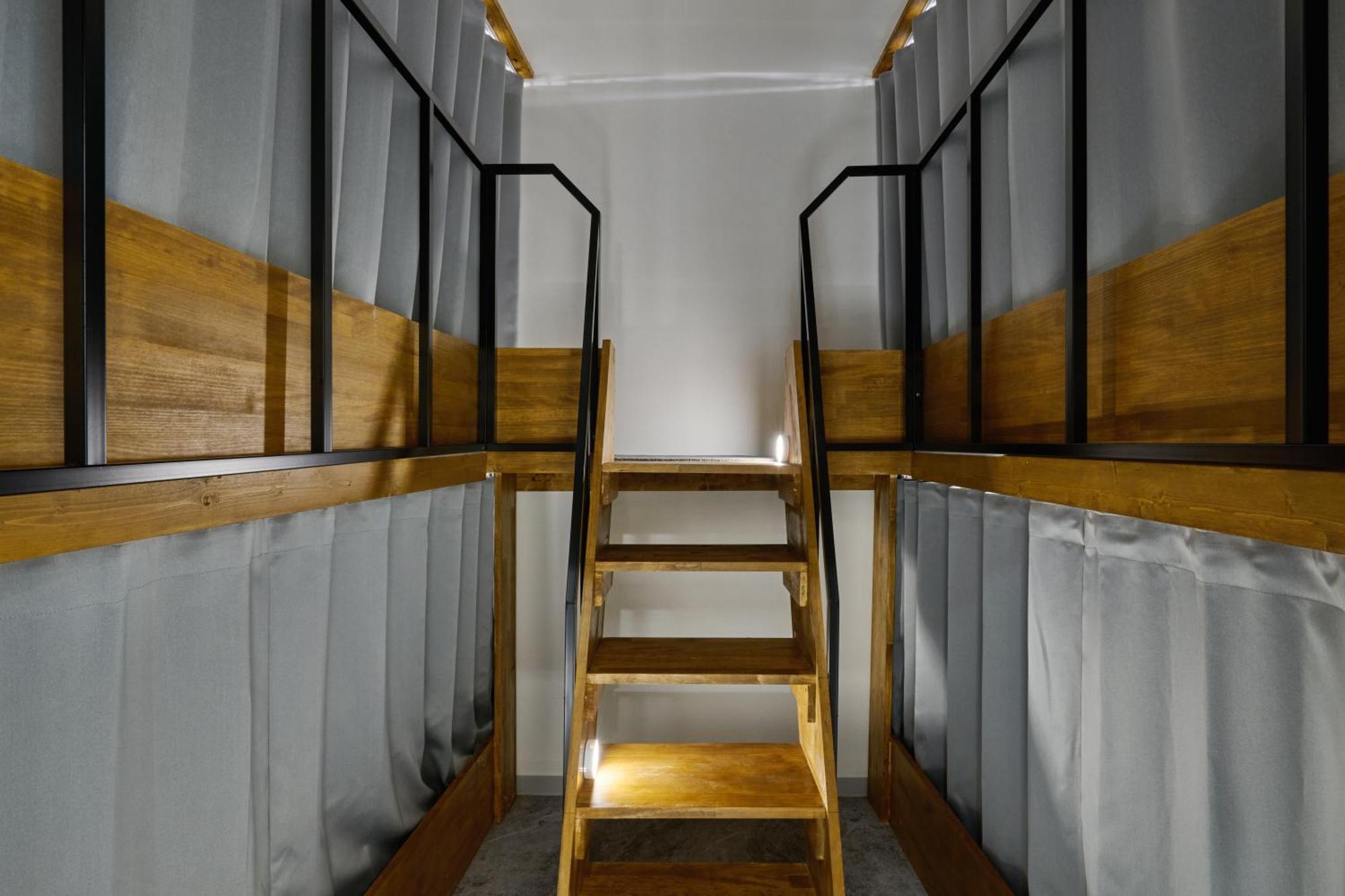 Half Rest Jongno Insa Hostel *