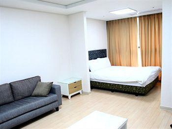Hotel E-stay Gangnam 3*