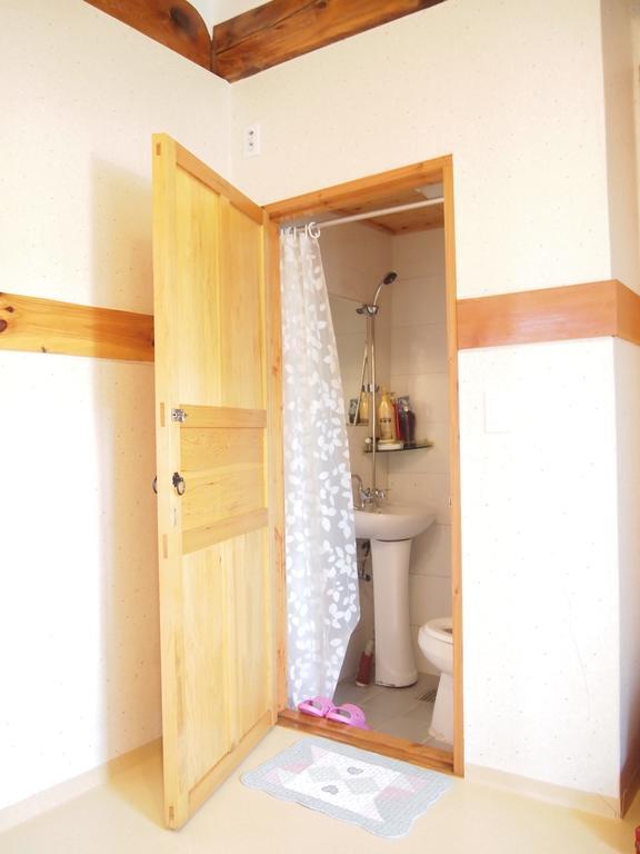 Guest house Gaonjae Hanok