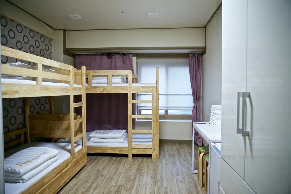Tomo Rumah tetamu Seoul