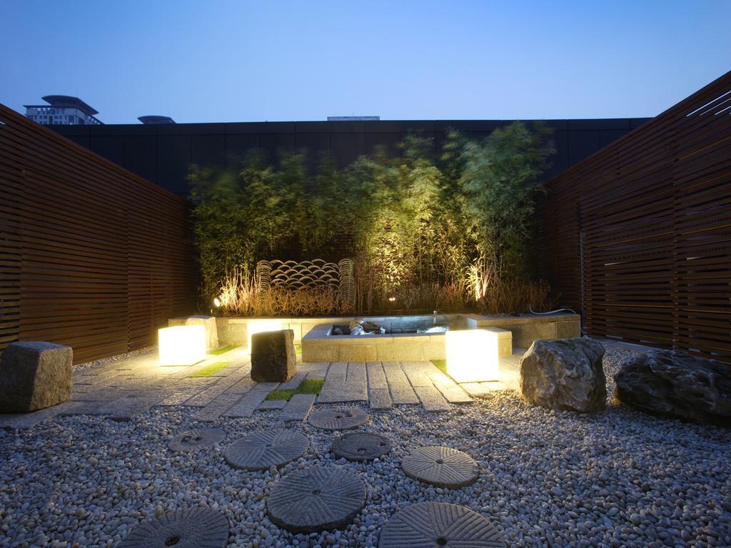 Hotel Pj Myeongdong 4*
