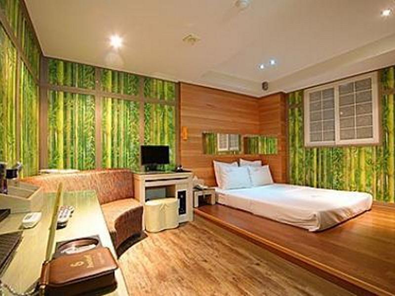 S Shinchon Motel