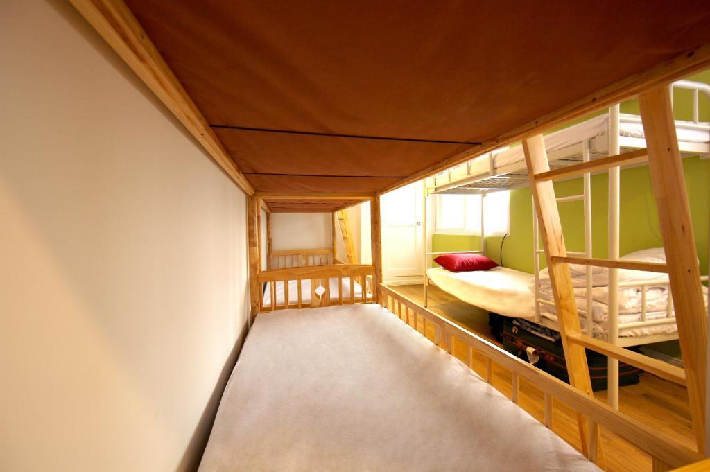 Pop @ Itaewon Guesthouse 2* Seoul