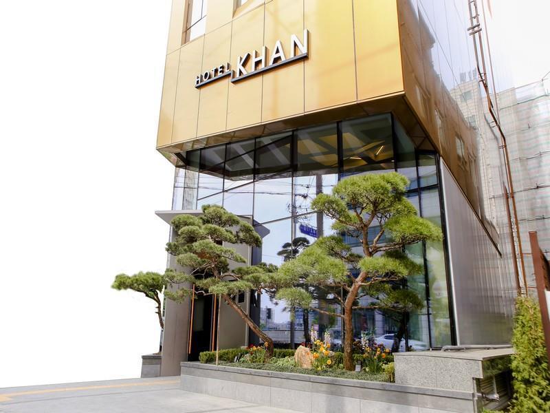 Hotel Khan 3*