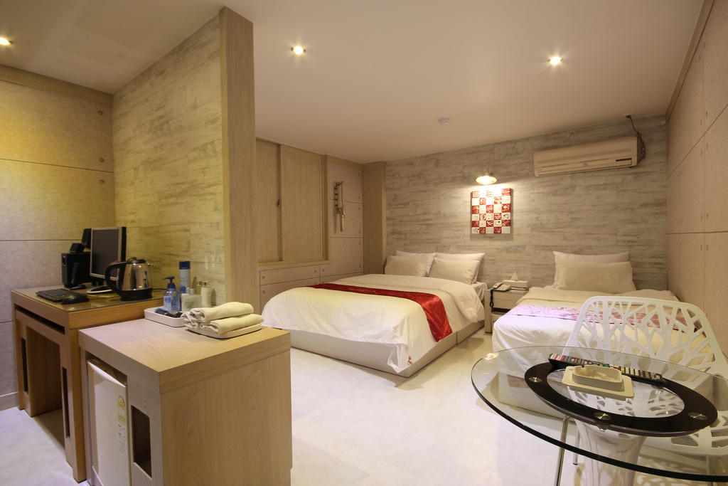 Hotel Fiona 2*