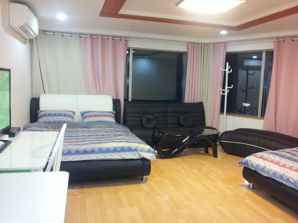 Apartment Cozy Hongdae