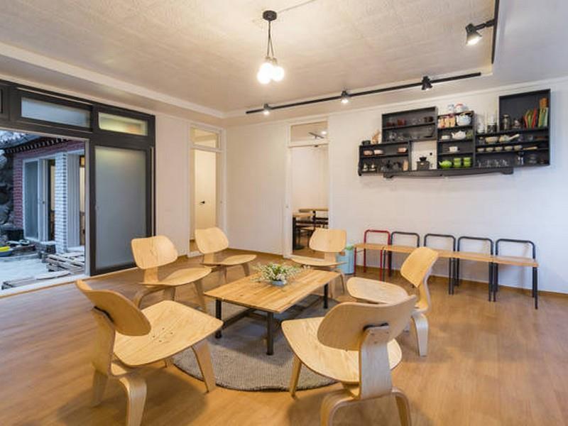Hotel 9 Road -