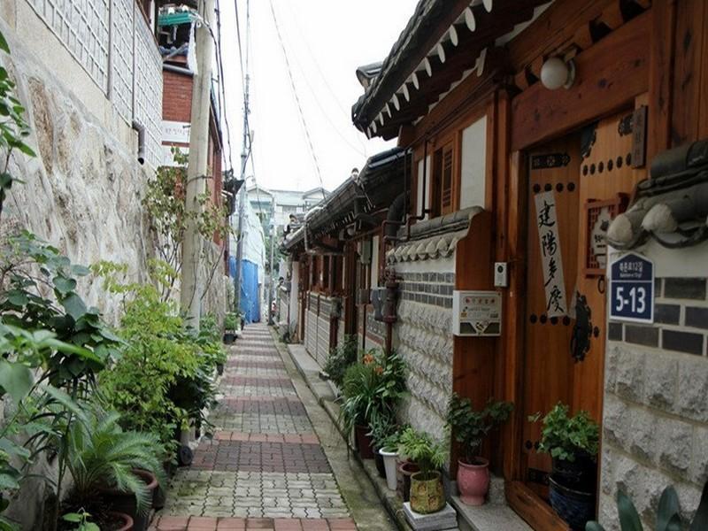 Yeonwoo Seoul