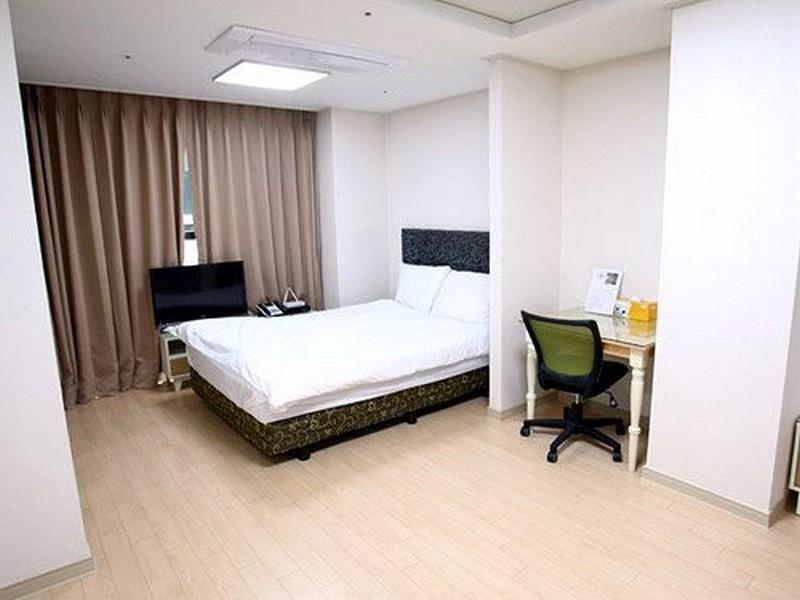 Hotel E-stay Gangnam 3*