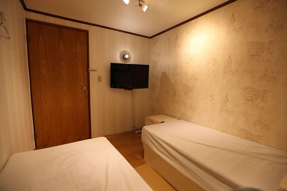 Hotel Leo Youngdeungpo 2*