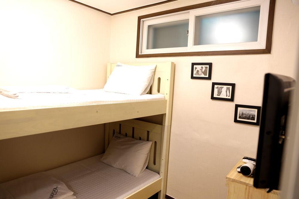 Guest house Kingkong Myeongdong 2*