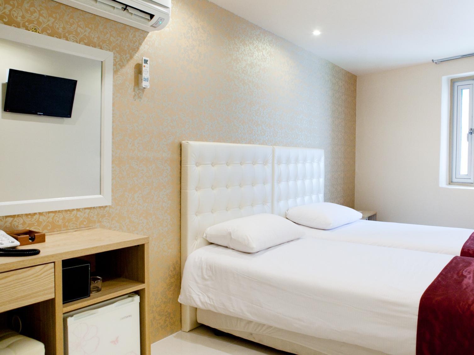 Cozy Myeongdong 3*