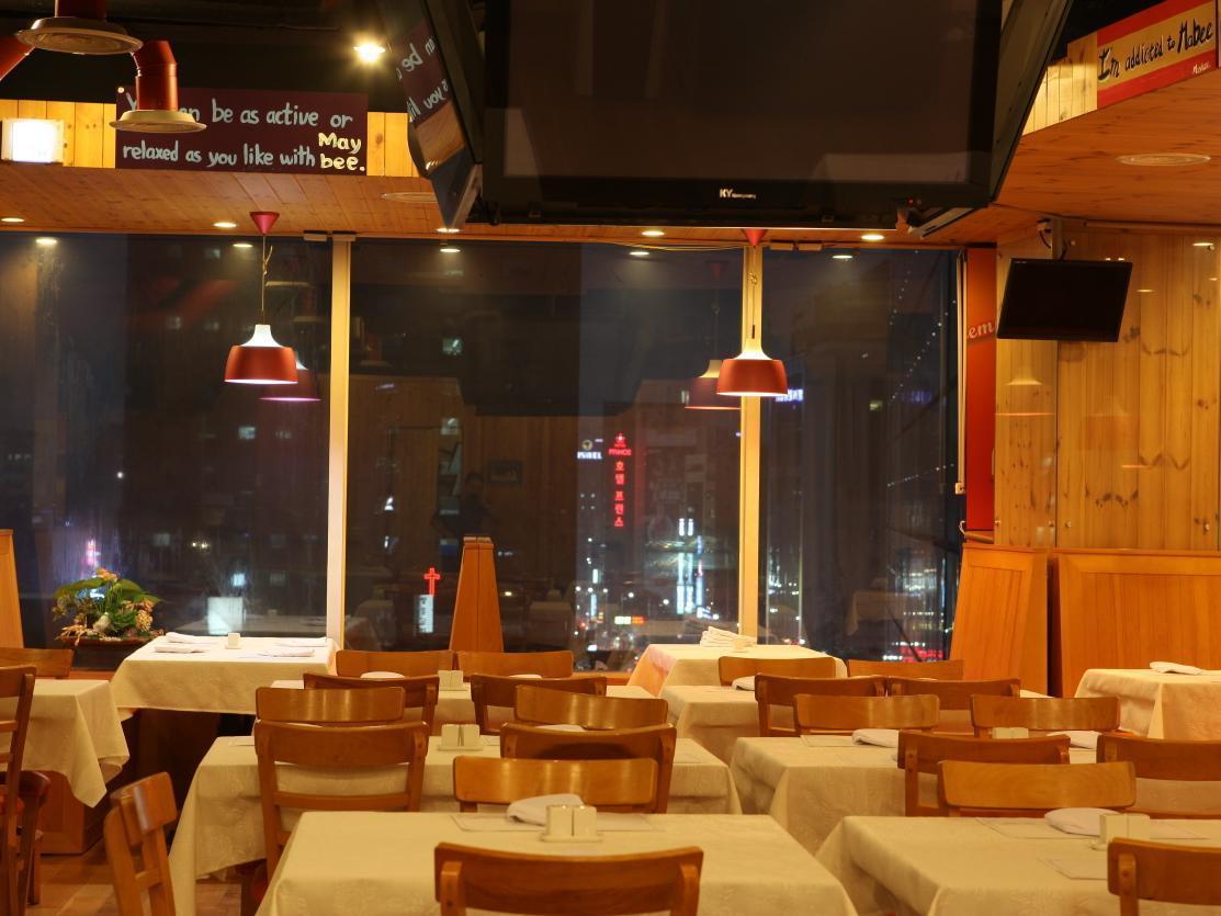 Cozy Myeongdong Hotel