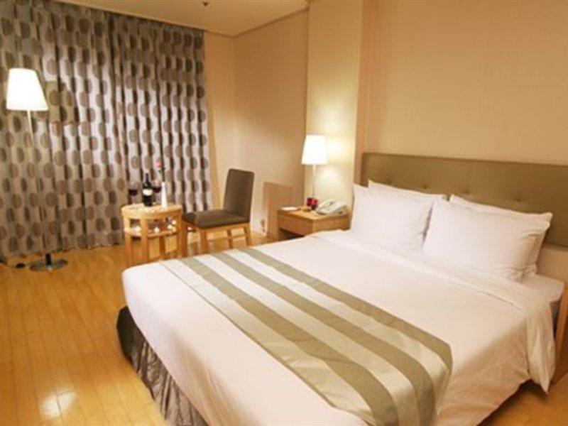 Ramada By Wyndham Dongdaemun