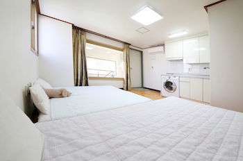 Hostel Myeongdong *