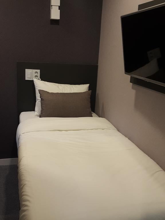 Philstay Myeongdong Metro Guest house