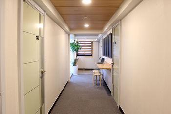 Jamsil Guest House Hotel 4*