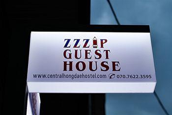 Zzzip In Hongdae Hostel *