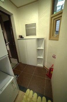 Cozybox Hotel