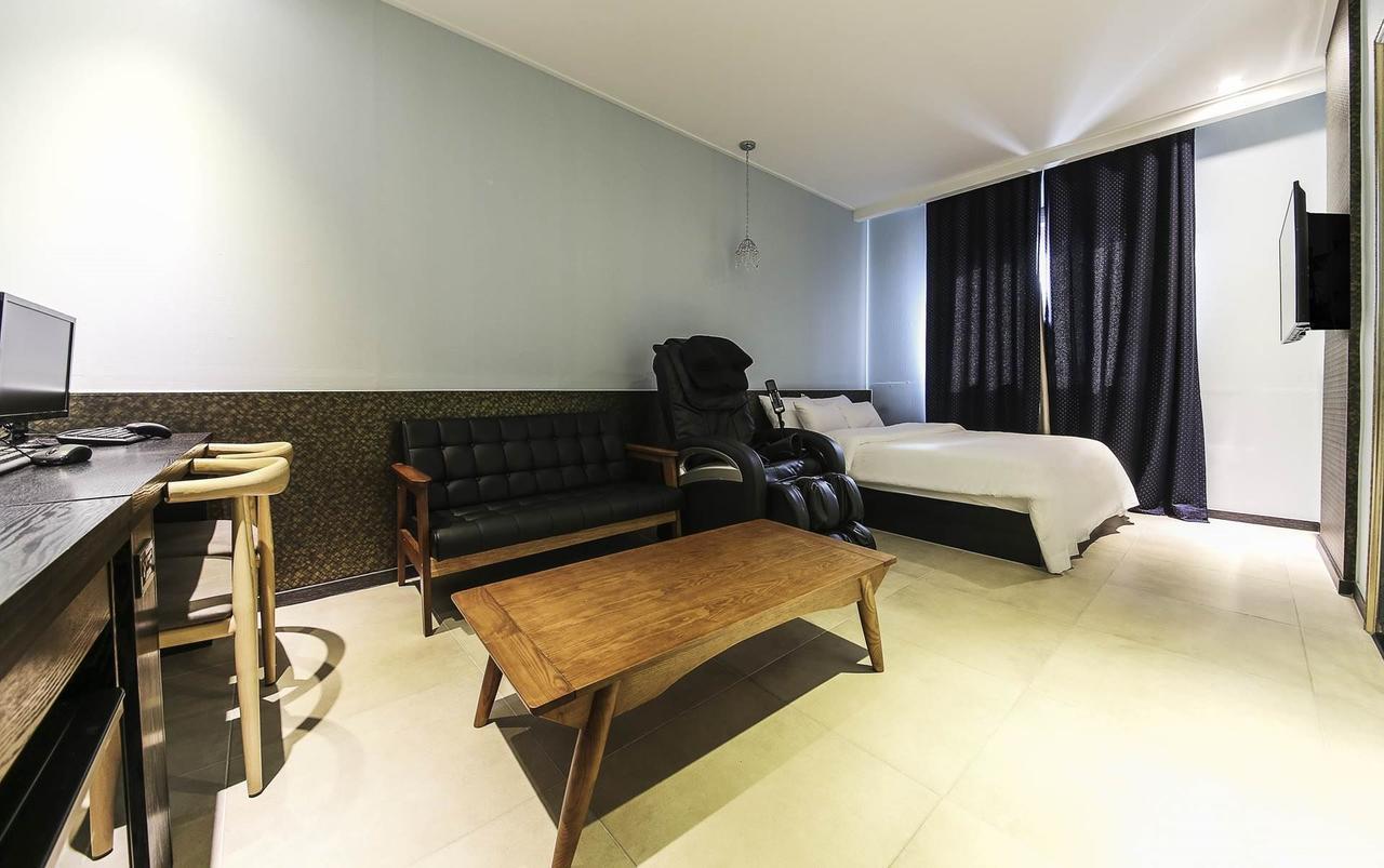 Western River Gangseo Hotel Seoul