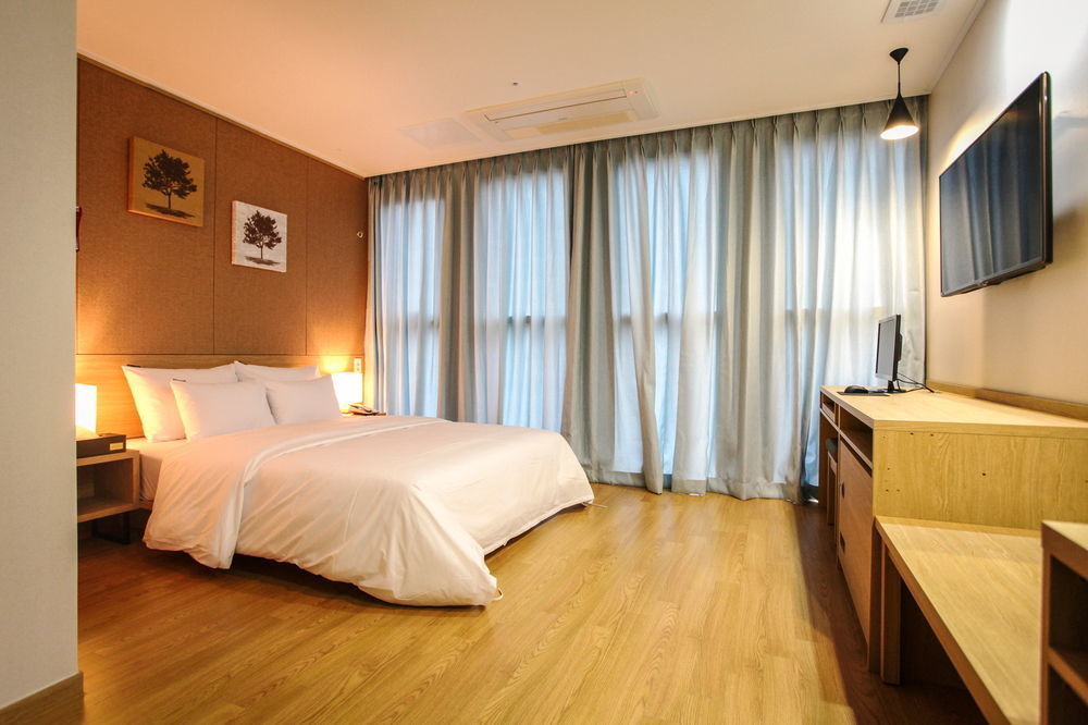 Poco Seongsu 3* Seoul