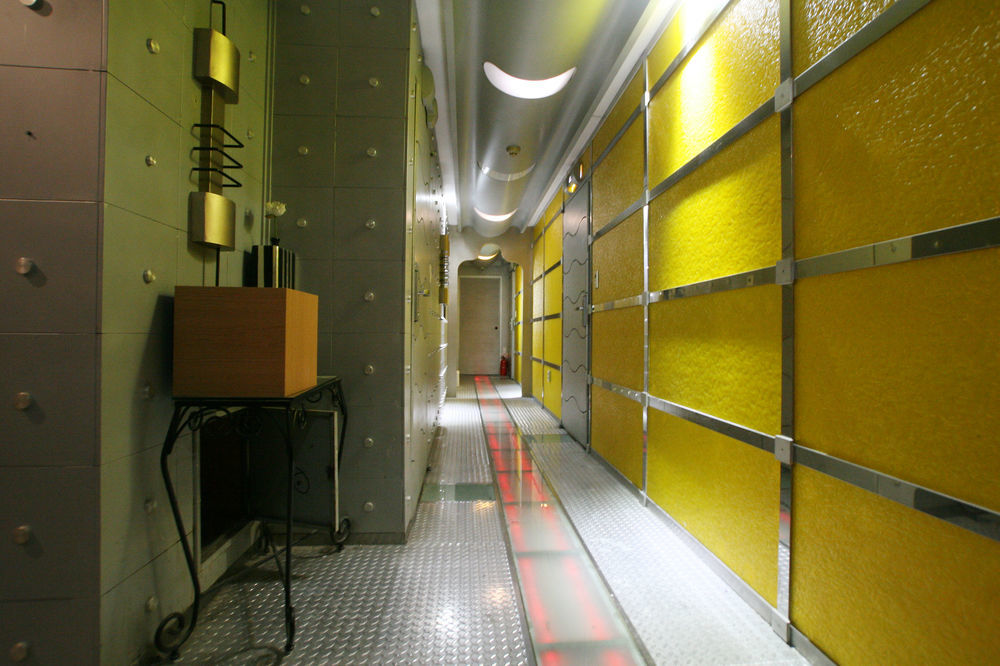 Leaders Hotel 2*