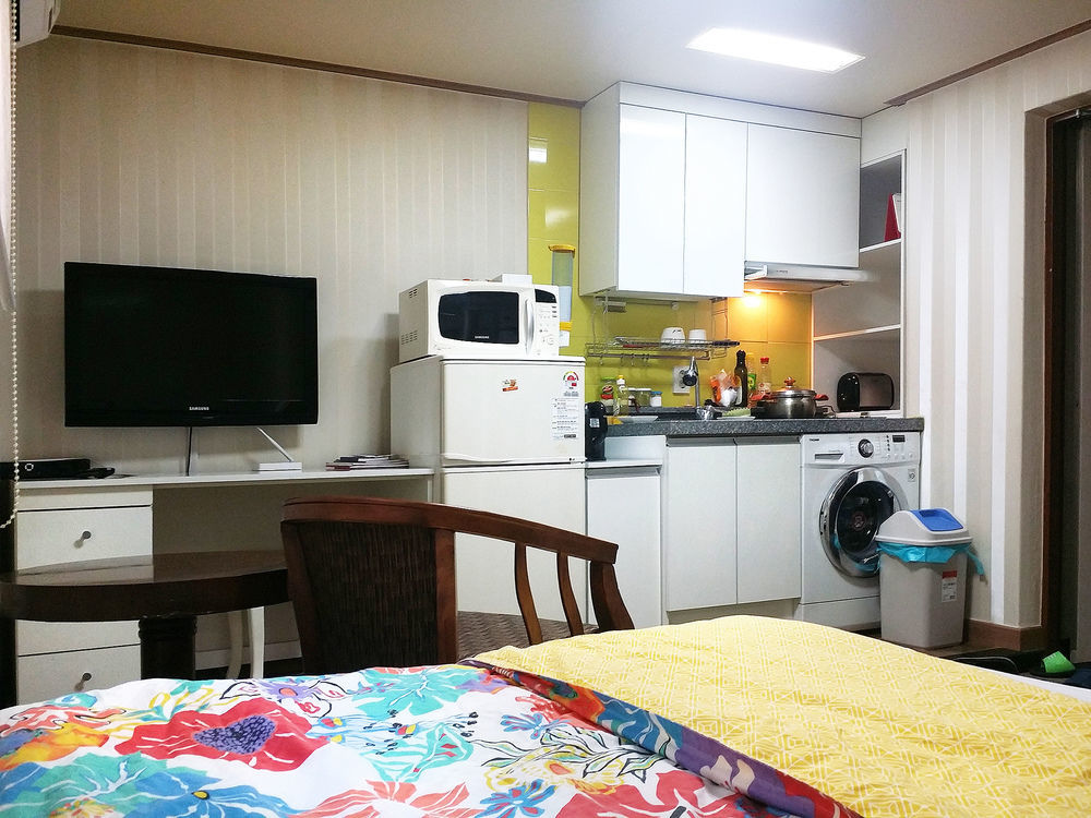 L-house