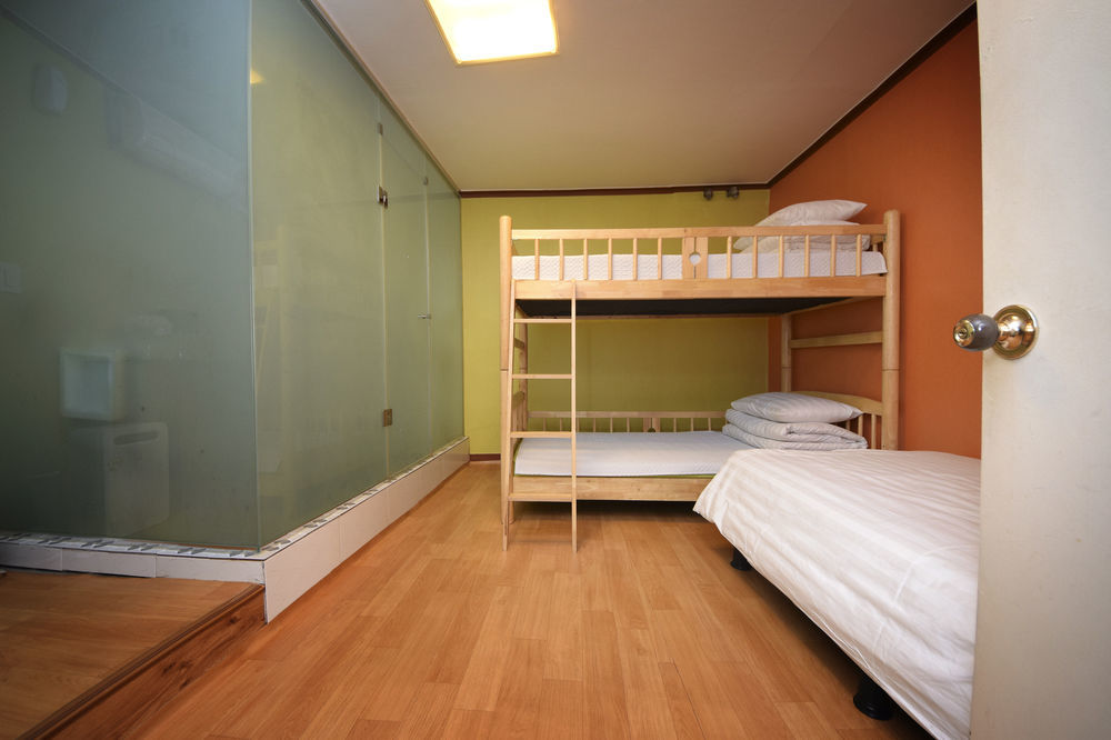 Hotel B & J Open - Seoul