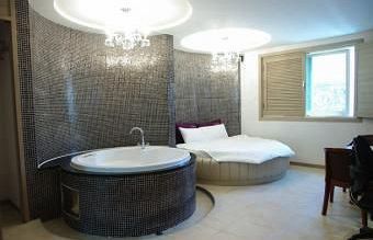 Amourex Hotel