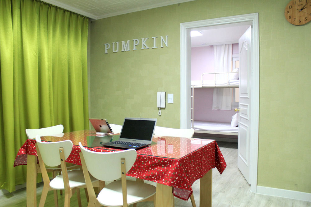 Hotel Pumpkin 2*